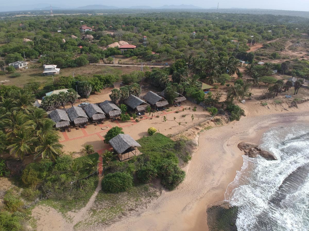 The Beach Camp Yala Kirinda  Kültér fotó